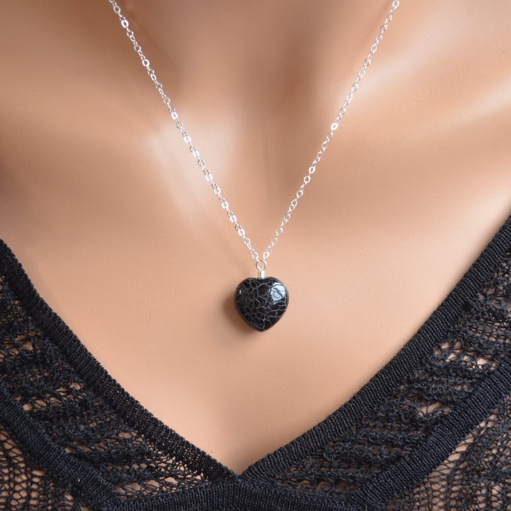 Black Cracked Heart Pendant Necklace in Sterling Silver